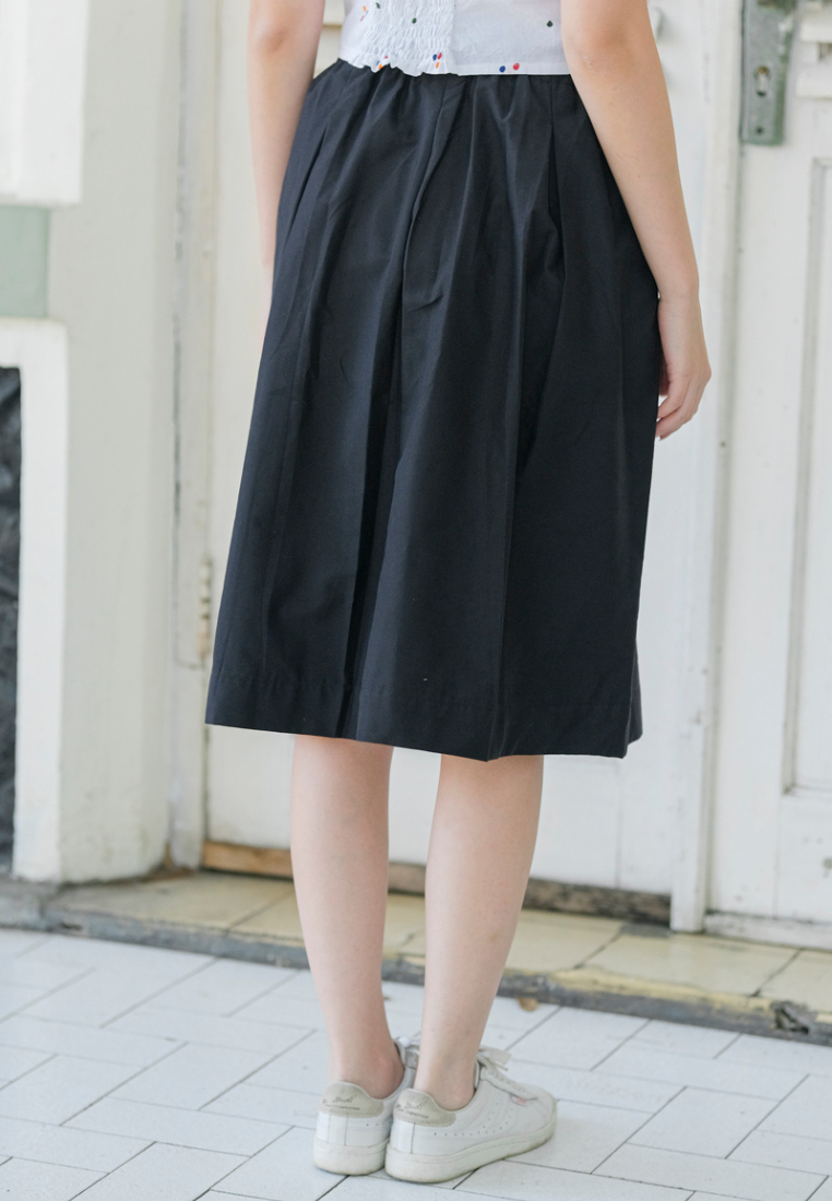 Gita Skirt Plain Black