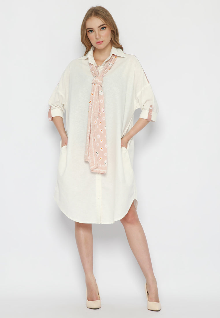 Kemeja Shirtdress dengan Shawl Jumputan Naila