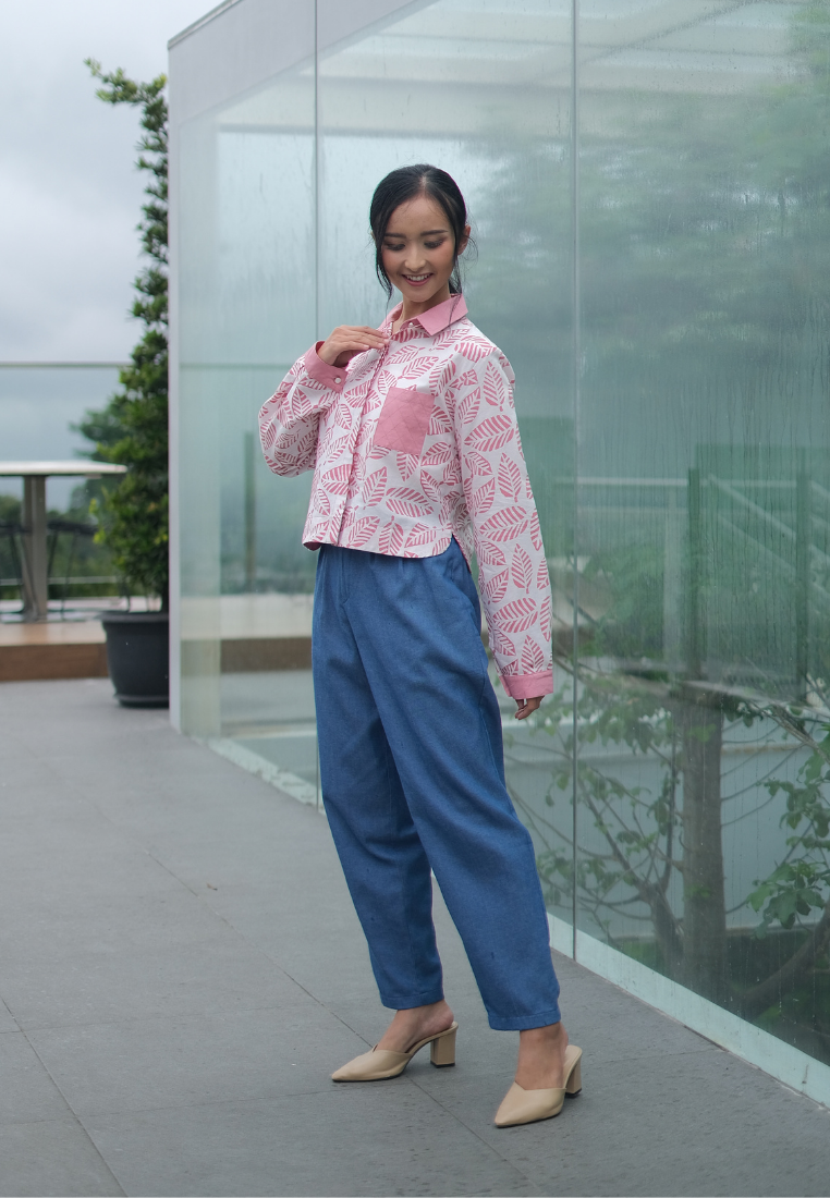 Rafifa Crop Shirt Pink