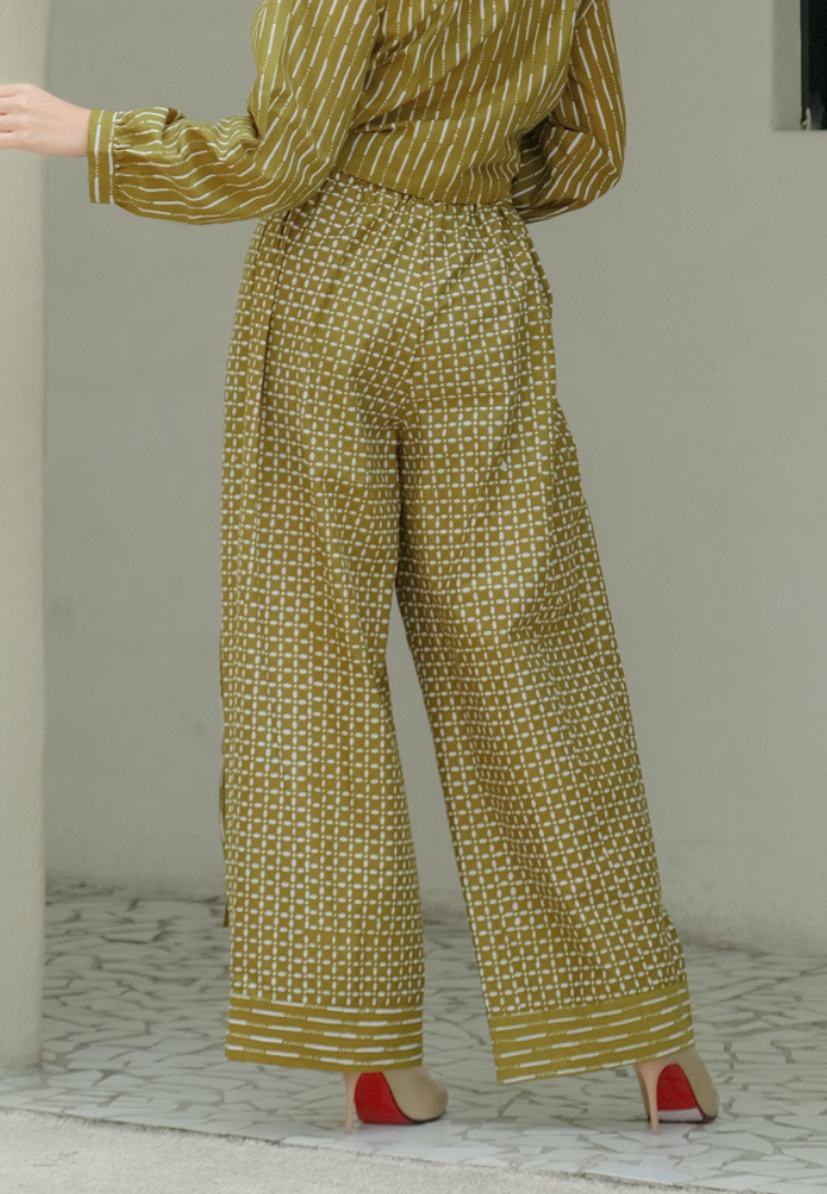 Nuria Pants Kawung Olive