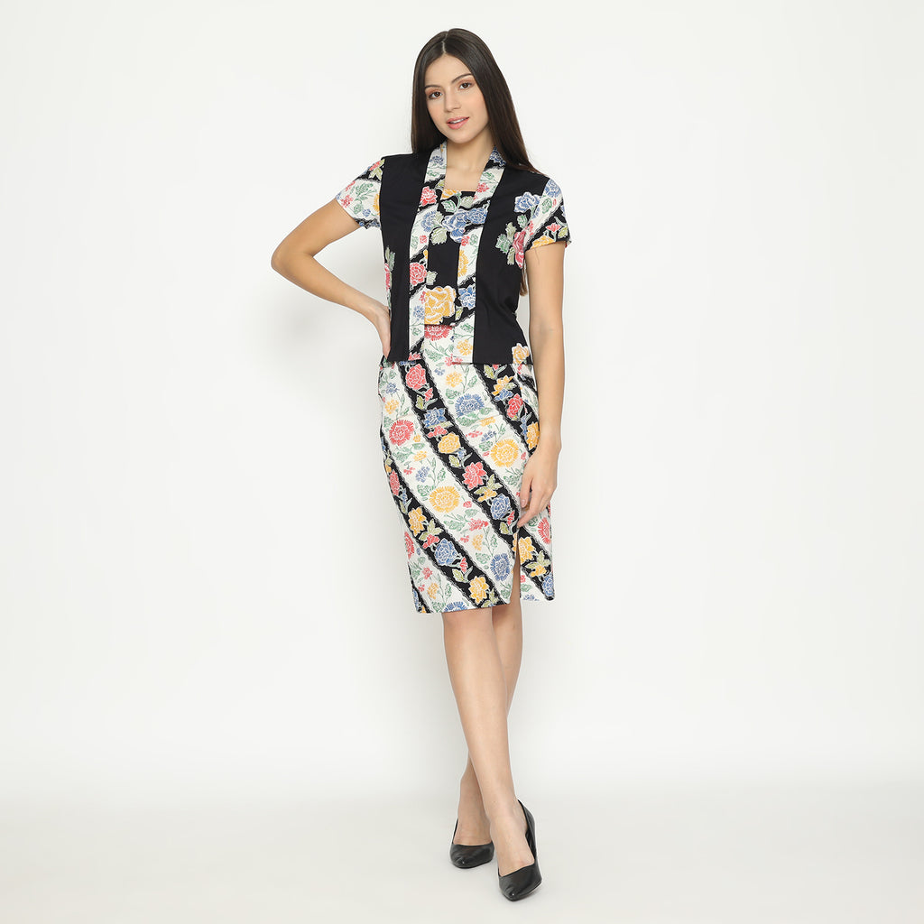 Kebaya Batik Lestari