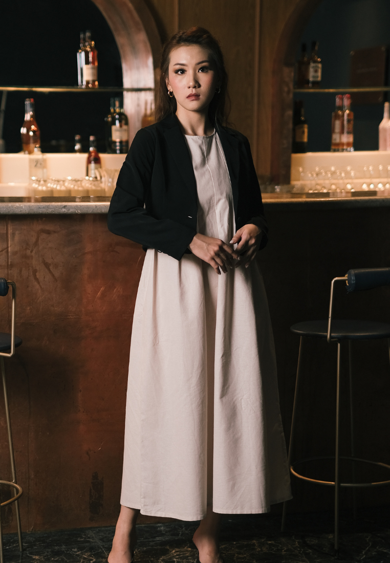 Vio Blazer Tangan Panjang Black
