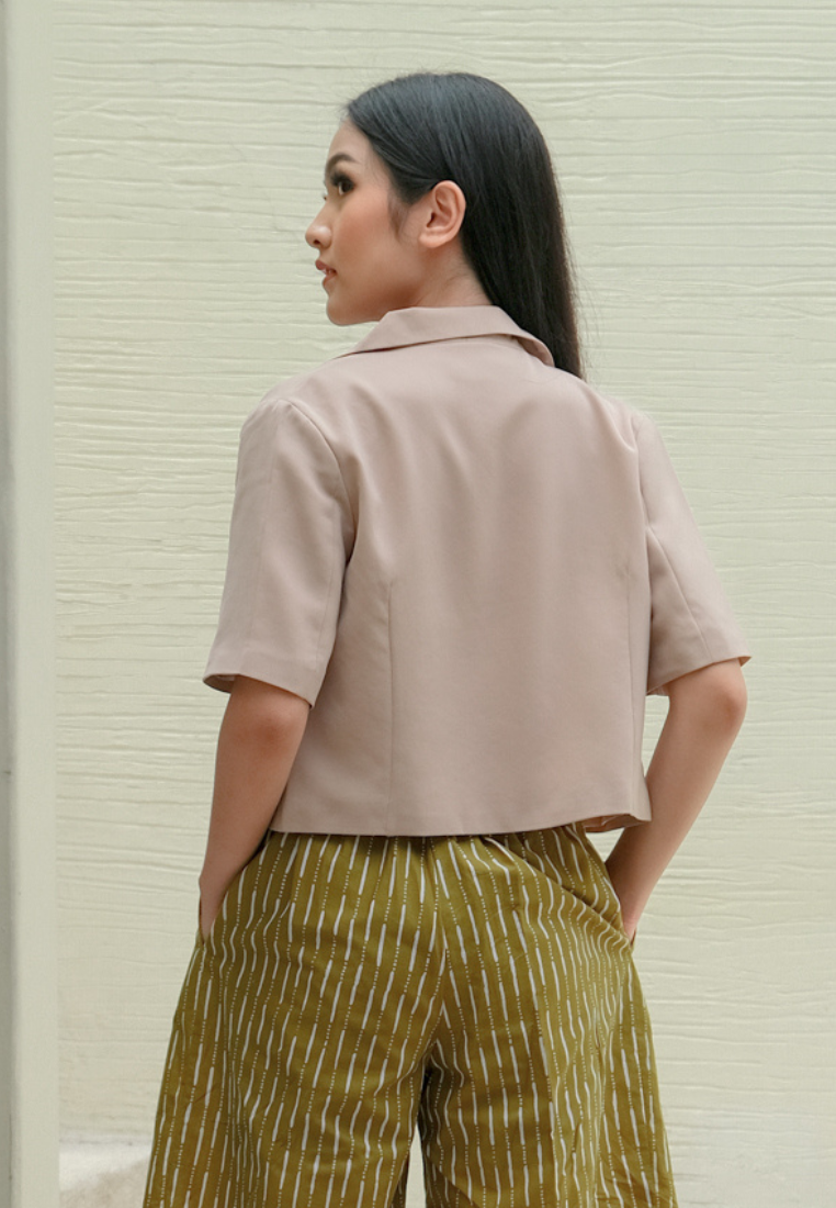 Vio Blazer Tangan Pendek Sand