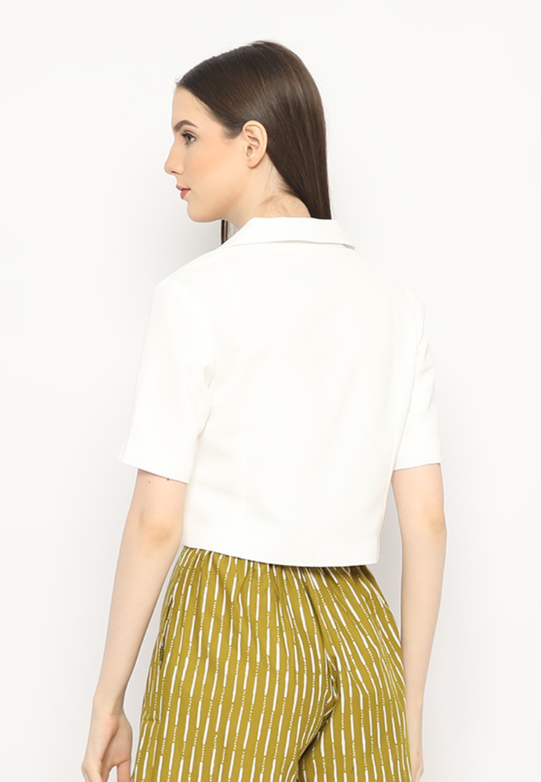 Vio Blazer Tangan Pendek White