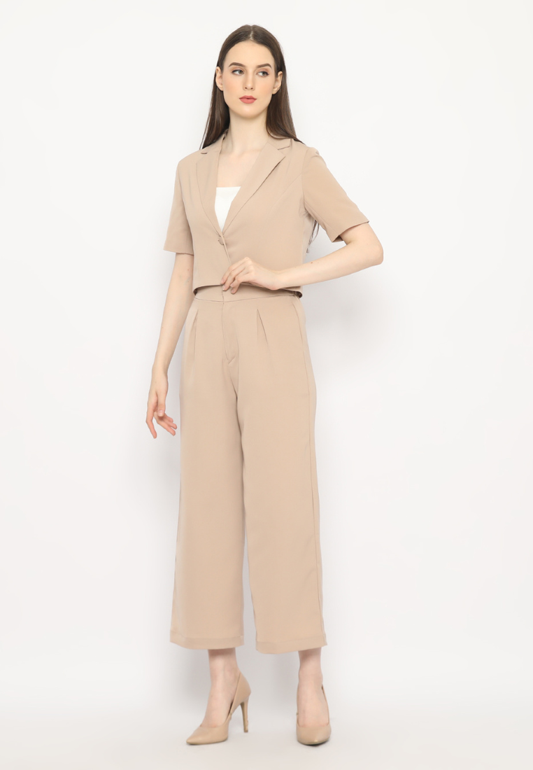 Vio Blazer Tangan Pendek Sand