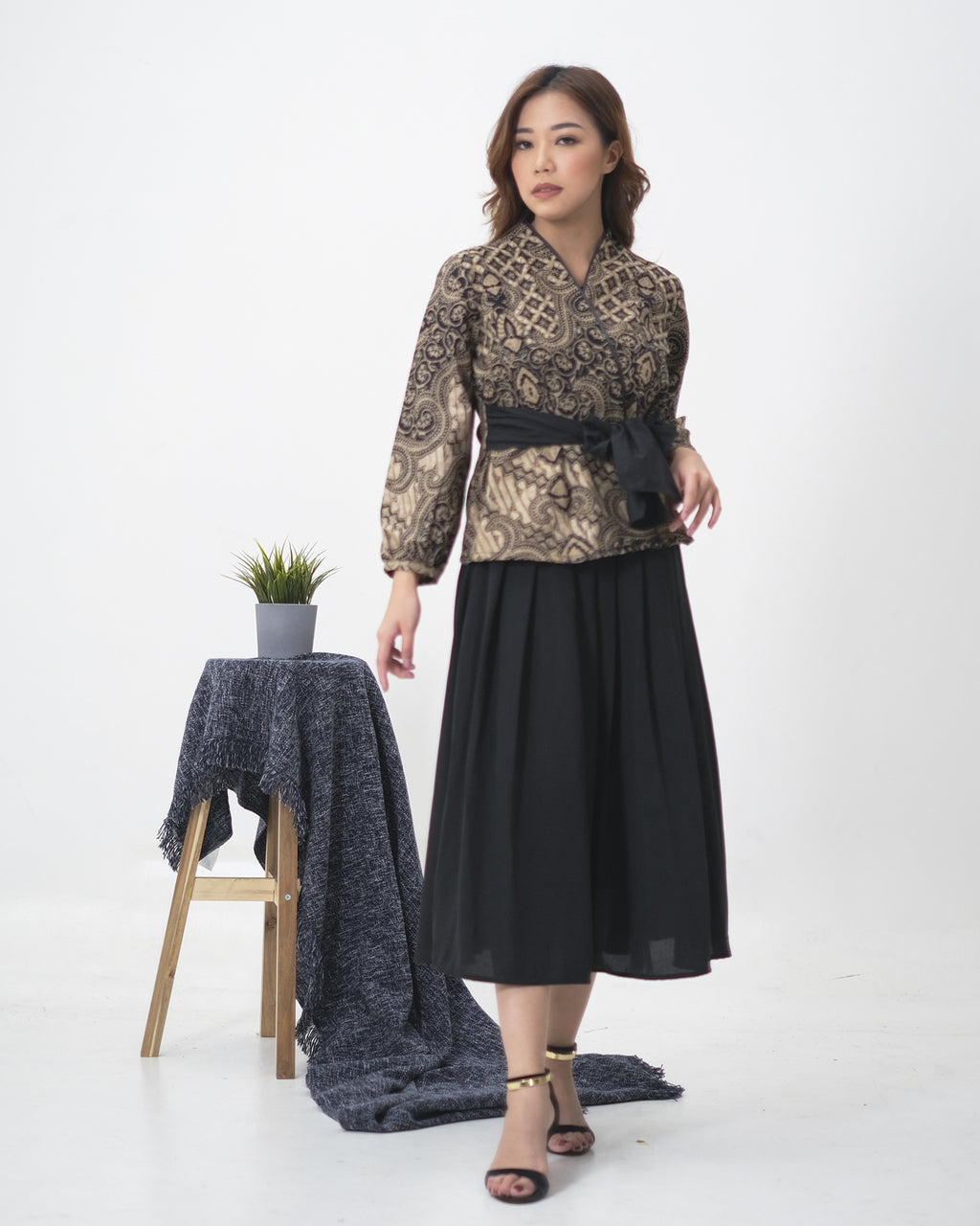 Mahija Outer Parang Brown