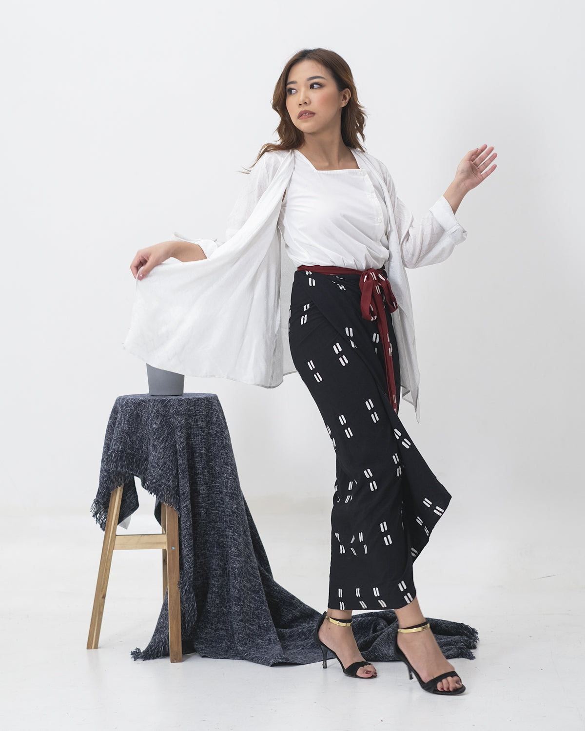 Ningta Wrap Skirt Black