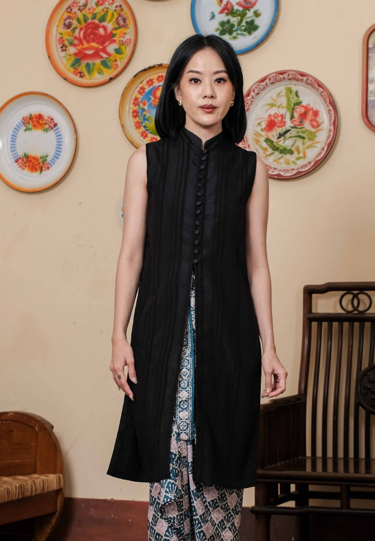 Samita Longtop Plain Kutung Black