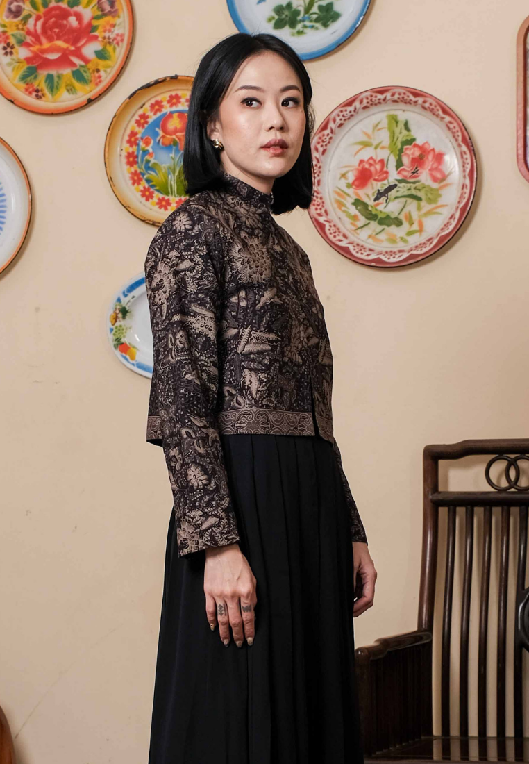 Tara Outer Bunga Black