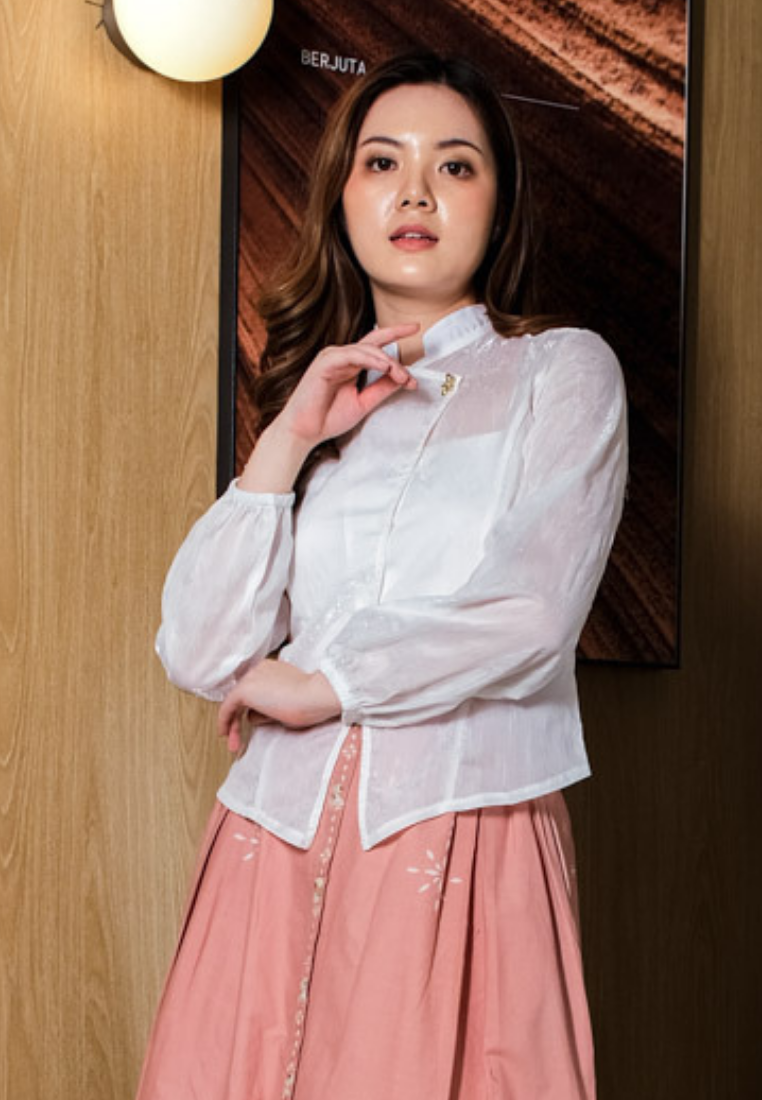 Dewanti Kebaya LS White