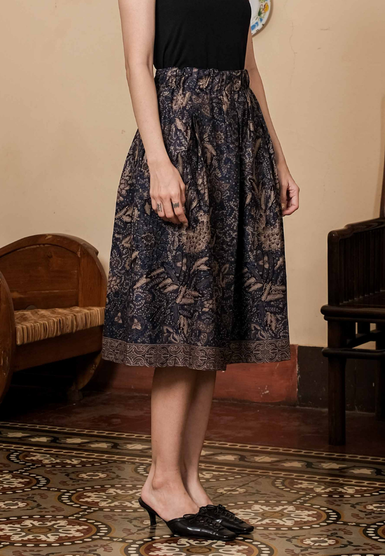 Gita Skirt Bunga Blue