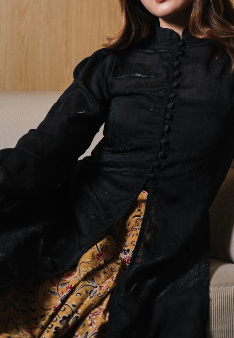 Samita Longtop Plain LS Black