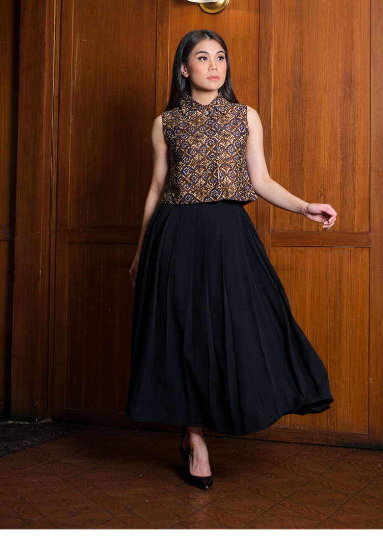 Rahmi Vest