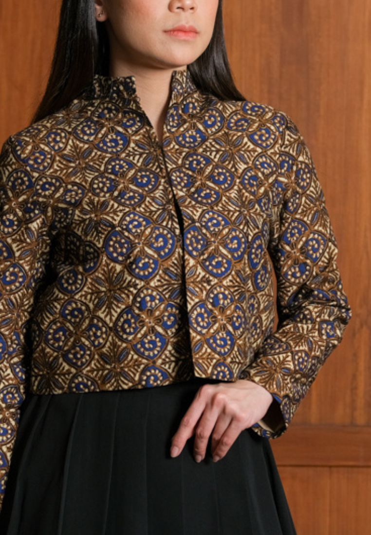 Tara Outer Brown
