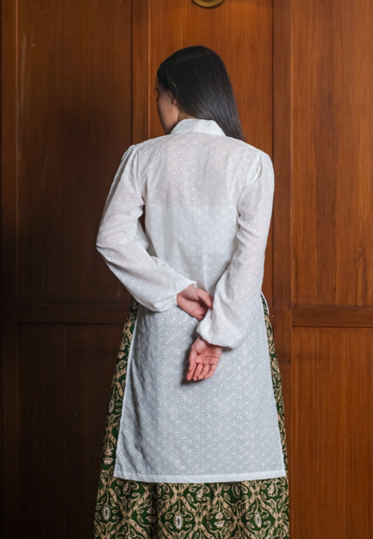 Asmarin Long Kebaya Offwhite