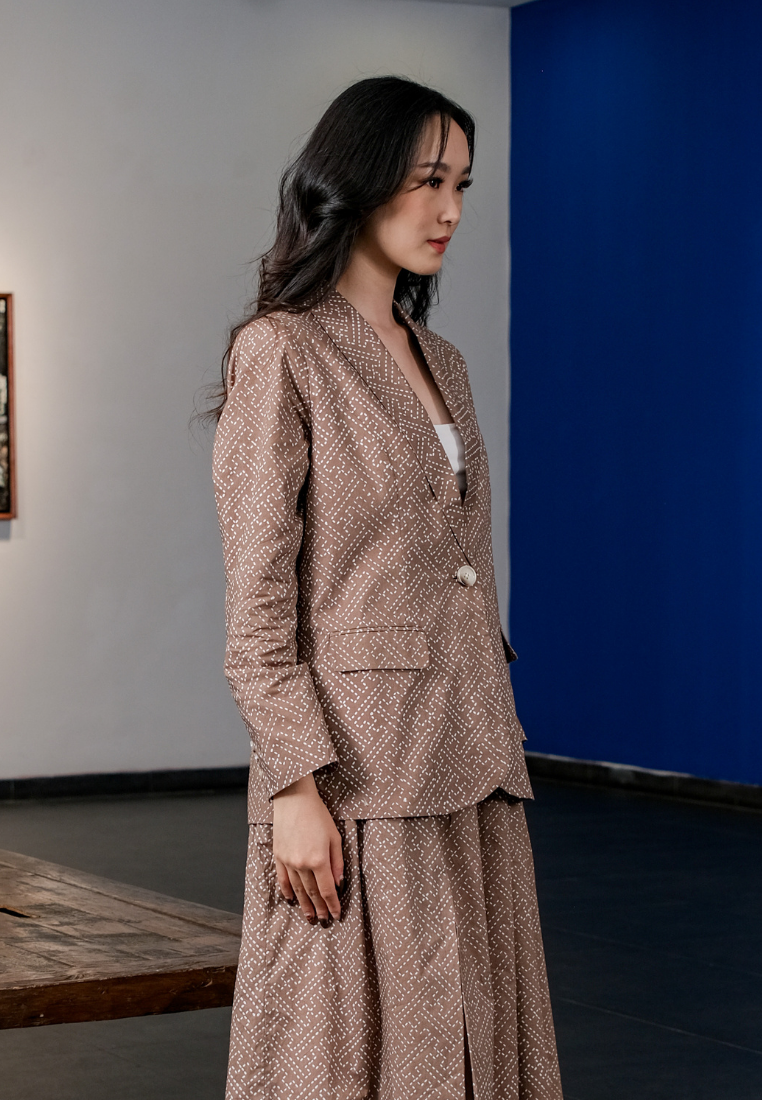Karmina Blazer Batik Brown