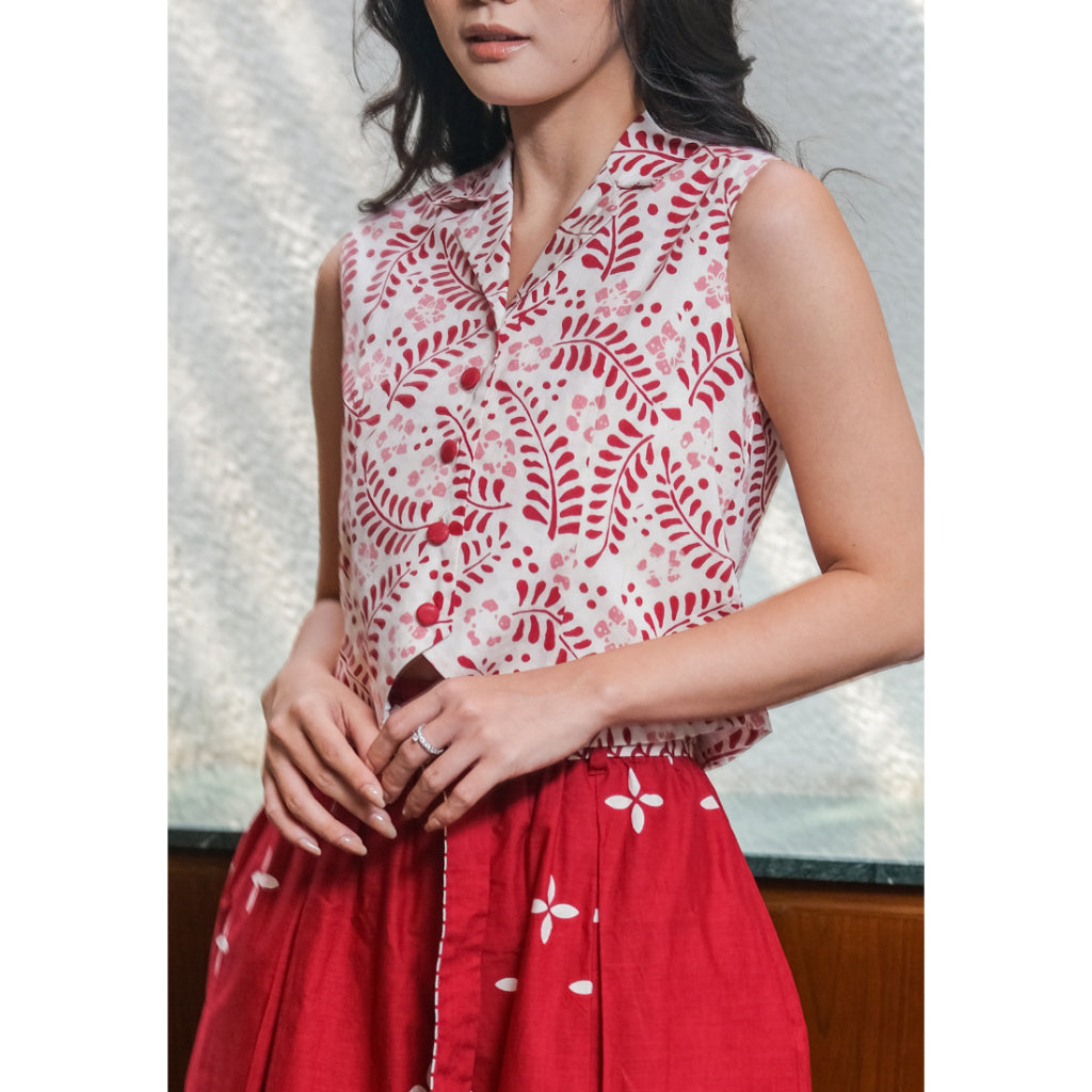Karni Vest Red