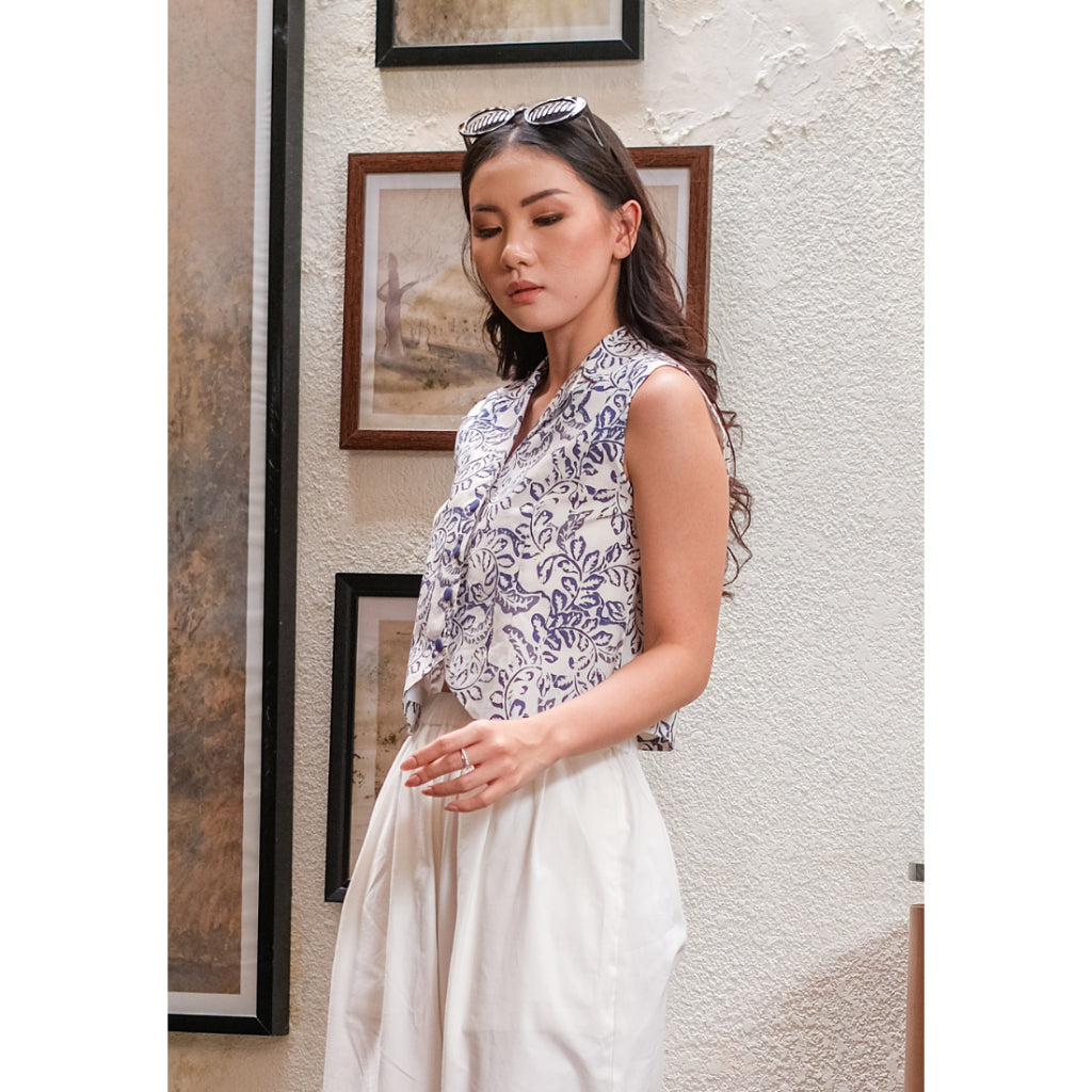 Karni Vest Blue